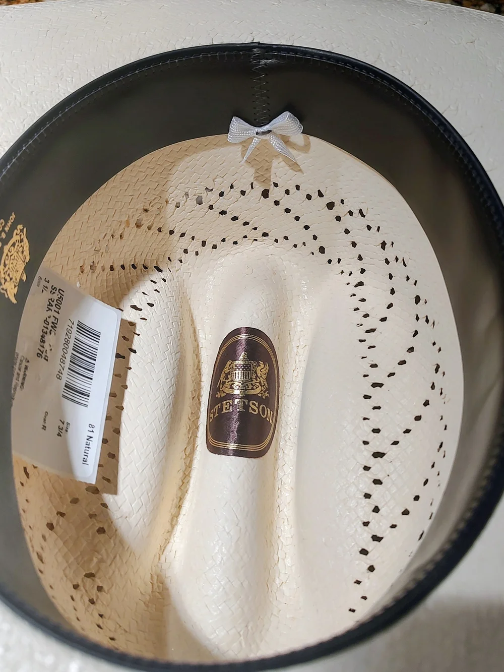 Stetson Natural Straw Cowboy Hat with Black Band. 6X size 7 3/4 NWT